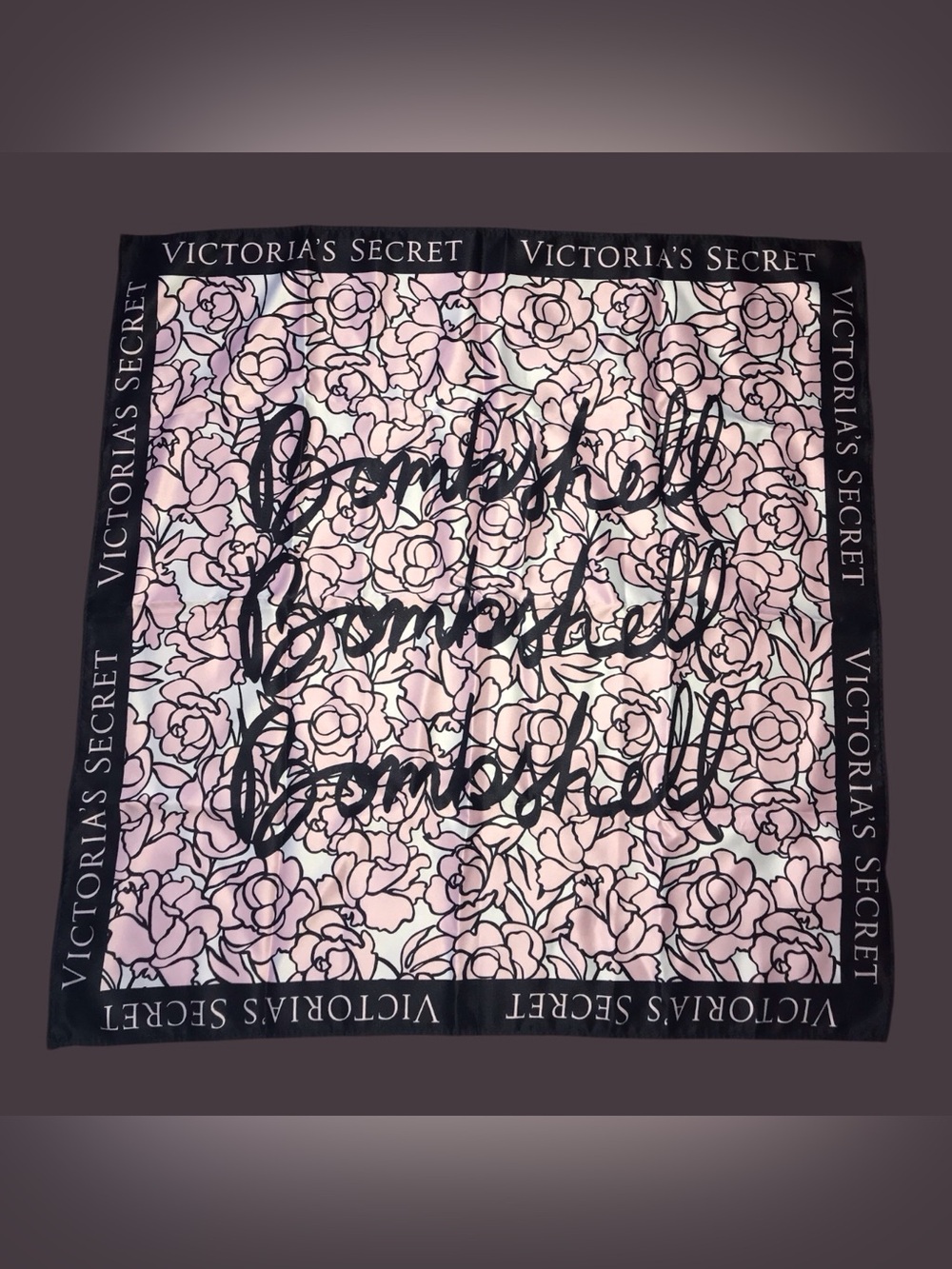 NWT Victoria Secret Bombshell Scarf